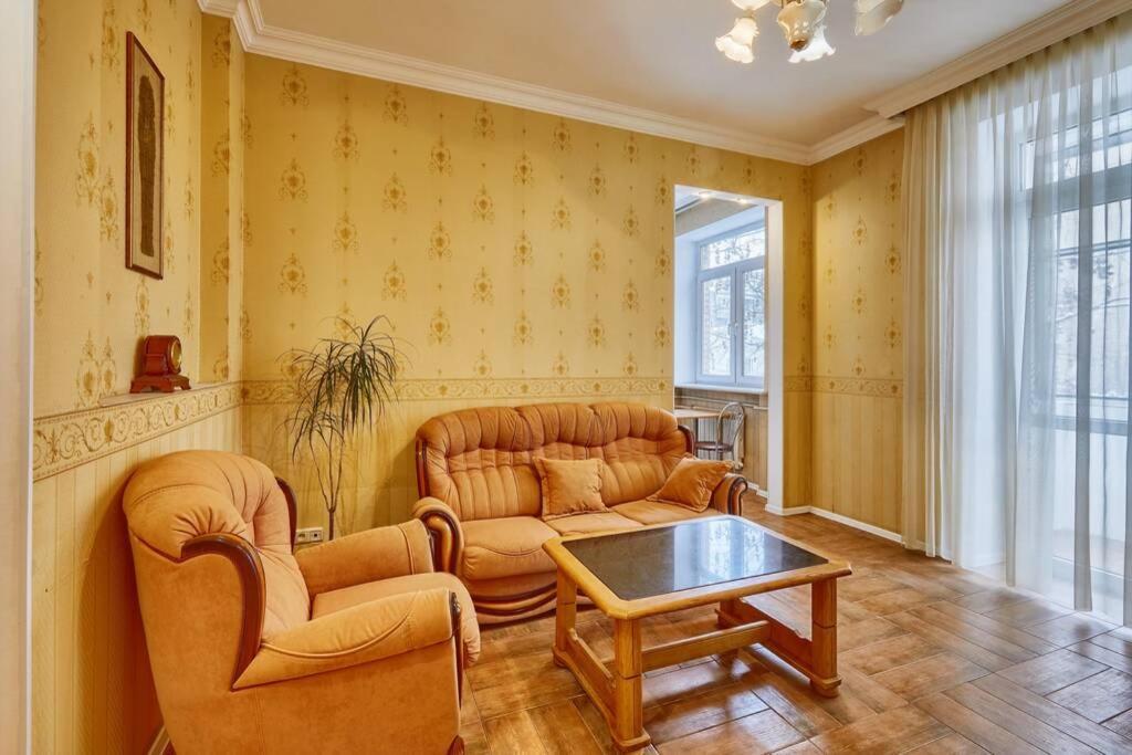 Apartment Near Bessarabsky Square Kiev Esterno foto