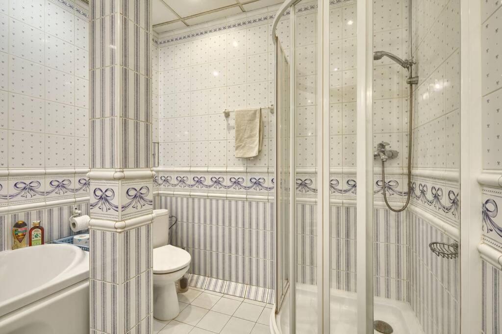 Apartment Near Bessarabsky Square Kiev Esterno foto