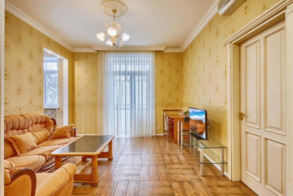 Apartment Near Bessarabsky Square Kiev Esterno foto